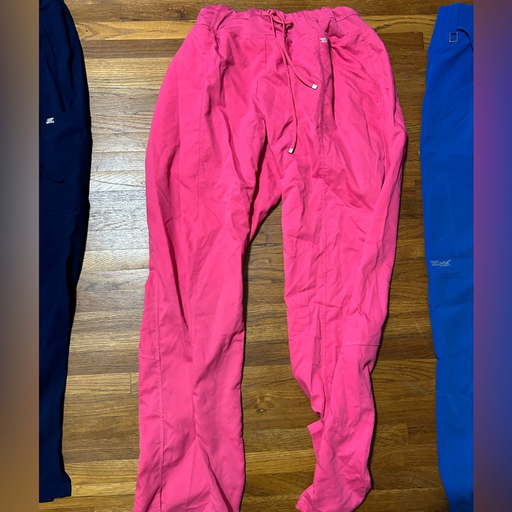 Greys Anatomy Women’s large scrub pant, pink
